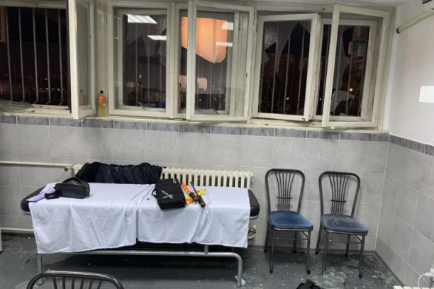 TEŽAK INCIDENT U HUMSKOJ! Grobari napali sudije! Demolirana svlačionica!