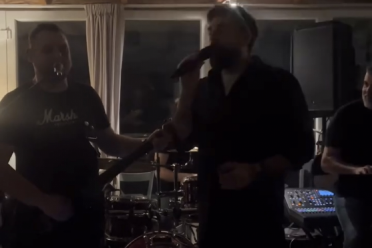 Ognjen Amidžić slavi rođenje sina Peruna