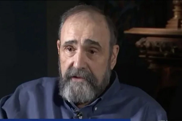 ZBOG ISKUSTVA OVOG MUŠKARCA MNOGI U BOLNICU NE BI NI KROČILI: Izvadili mu POGREŠAN ORGAN, a u stomaku se ovo PROLILO (FOTO)