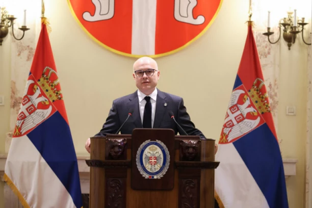 'NEKA JE SLAVA BESMRTNIM HEROJIMA!' Vučеvić odao počast junacima Košara