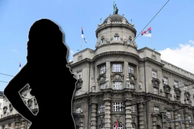 PEVAČICA I POLITIČAR KRILI VEZU! Evo šta se dešavalo kad je pukla tikva! Posle joj propao i brak!