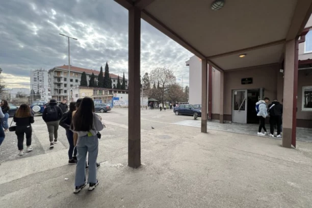 PROPALA "PROSLAVA! "Više od pola Crne Gore odbilo da slavi otcepljenje od Srbije!