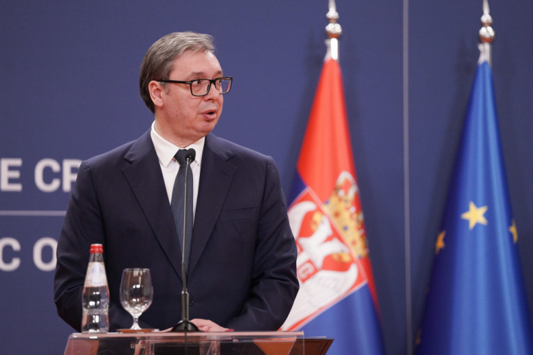 VUČIĆ SUTRA U VALJEVU: Predsednik obilazi vrtiće "Mali princ" i "Palčica"