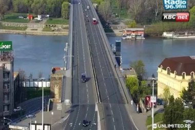 RETKA POJAVA U BEOGRADU: Ljudi šetaju ulicom U ŠOKU! (FOTO)