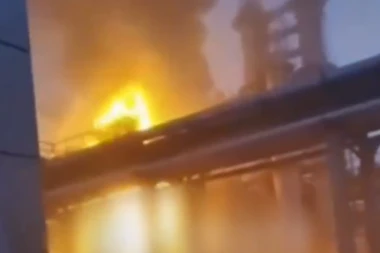GORE JOŠ DVE RUSKE RAFINERIJE: Ukrajinci dronovima napali Samarsku oblast, nastavlja se agonija za Moskvu (VIDEO)
