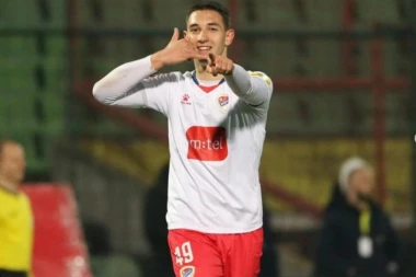 IZOSTANKE IZ ŠKOLE PRAVDAM NA TERENU: Stefan o bežanju sa nastave DA ZABIJE DVA KOMADA