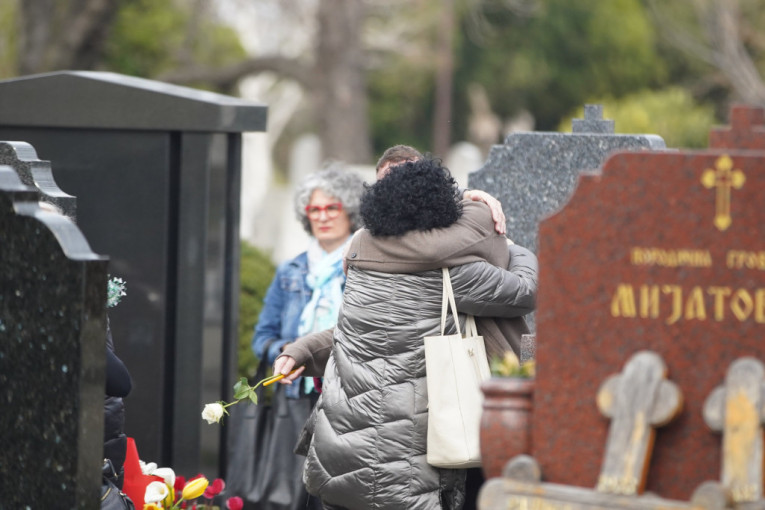 Majka Ksenije Pajčin, Ljubica Pajčin i prijatelj Danijel Alibabić