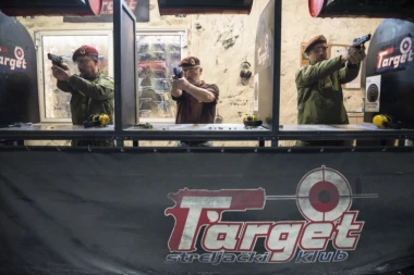 VELIKO SRCE VETERANA 72. SPECIJALNE BRIGADE! Organizovali gađanje pištoljem da pomognu socijalno ugroženoj porodici iz Titela! (FOTO)