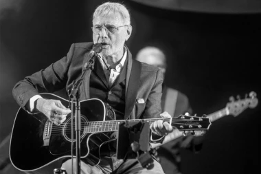 VELIKI GUBITAK ZA SVET MUZIKE: Preminuo slavni muzičar koji je inspirisao GENERACIJE!