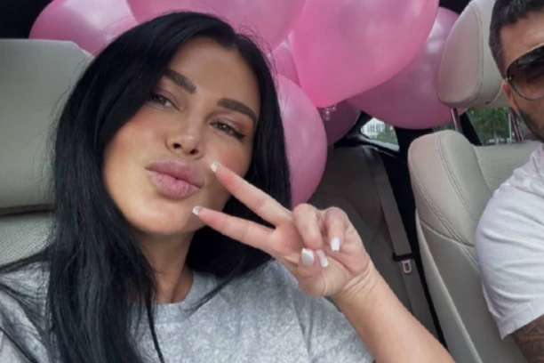 ŠOK-BOMBA! Stanija ODBILA besnu mašinu - evo šta će Asmin uraditi sa PORŠEOM od 280.000 evra! (FOTO)