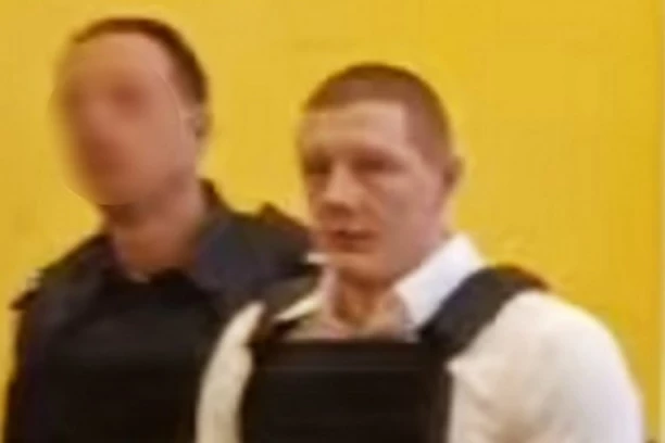 UBICA ŠKALJARCA PRIZNAO ZLOČIN! Optuženi se na sudu vadio na šizofreniju i kajanje!