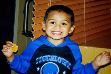 ADRIJANA JE OTAC IZGLADNJIVAO, A ONDA UBIO I TELO BACIO SVINJAMA! Horor - maćeha snimala ZLOSTAVLJANJE, a socijalna služba sve vreme ćutala!