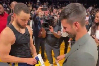 NOVAK SE HITNO OGLASIO! Razlog je bio NAJBOLJI trojkaš svih vremena! (VIDEO)