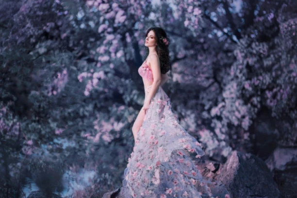 LJUBAV CVETA, TRZAVICE NA POSLU: Šta predviđa mesečni horoskop za april za svih 12 znakova Zodijaka!