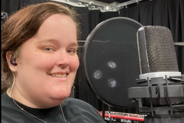 NAPRAVILA SELFI I SHVATILA DA IMA OVU SMRTONOSNU BOLEST: Jedan detalj je sve OTKRIO, dobro pogledajte! (FOTO)