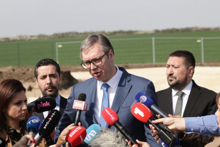 NEMA PREDAJE, NEMA KAPITULACIJE! Vučić o pisanju Slobodne Bosne - Rezultat površnosti nečega što nisu pažljivo slušali!