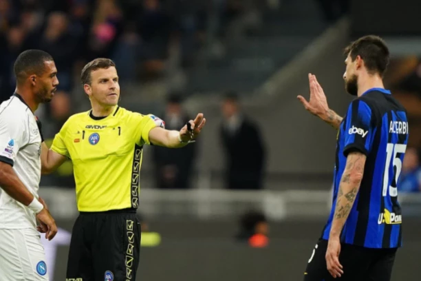 VELIKI SKANDAL TRESE "ČIZMU"! Italijan se POVUKAO iz reprezentacije jer je nazvao tamnoputog fudbalera POGRDNIM imenom!