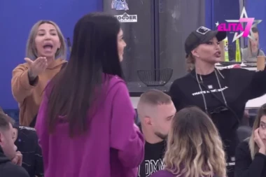 NOVI RAT TRESE ELITU: Tri žene napravile karambol, pljušte žestoke UVREDE!