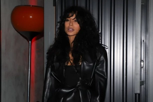 "NE JAVI SE, TAKO SE PONAŠA": Komšije RASKRINKALE Editu, otkrili u kakvom je stanju viđaju kad nema kamera!