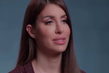 POVREĐENA MAJKA SLOBINE ŽENE! Polomila ruku pred veliki praznik, Jelena se hitno oglasila!