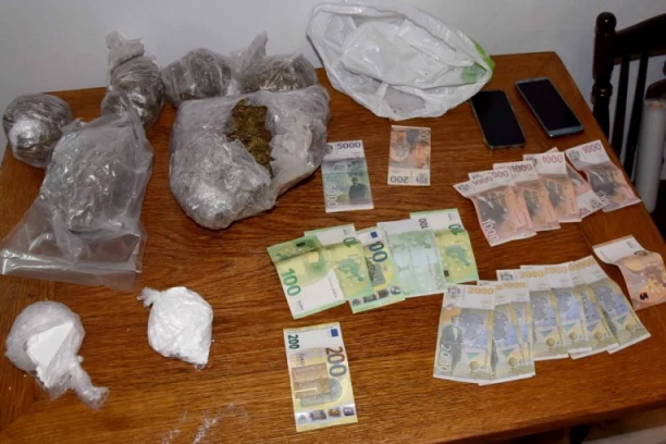 ZAPLENJENO STO TONA LAŽNIH KOVANICA! Policija uhapsila 4 osobe, konačno razbijena KRIMINALNA grupa!