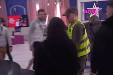 SKANDALOZNI SNIMAK IZ ELITE! Produkcija HITNO morala da reaguje, takmičari PODIVLJALI zbog OVE INFORMACIJE!