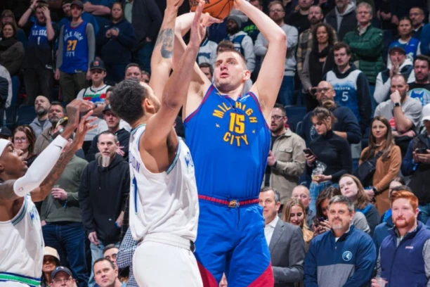 DENVER PORAŽEN OD "LJUTOG" RIVALA! Jokićev dabl-dabl ponovo nedovoljan!