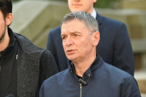 UDARNO! REPUBLIKA SAZNAJE: ĆUTA DOŽIVEO MOŽDANI UDAR!