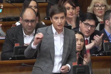 "VELIKA ČAST I PRIVILEGIJA"! Oglasila se Ana Brnabić nakon što je izabrana za predsednicu Narodne skupštine (FOTO)