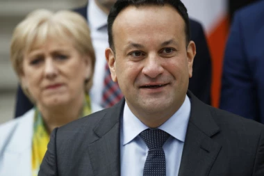 NISAM VIŠE NAJBOLJA OSOBA ZA OVAJ POSAO: Premijer rastužio narod i odlučio da podnese ostavku