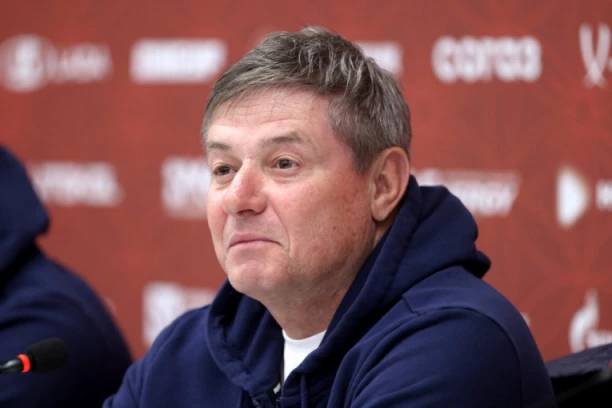 PIKSI GLEDAO MEČ JUVENTUSA I MILANA: Selektor Srbije u poseti reprezentativcima! (FOTO)