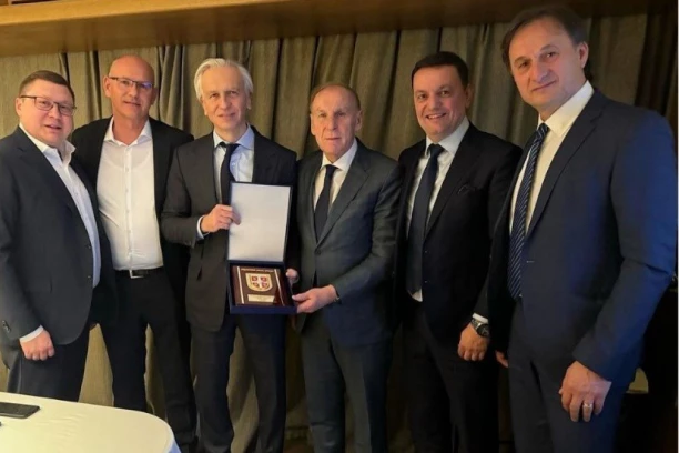 SVEČANOST U MOSKVI! Pred meč sa Rusima ORGANIZOVANO zajednično DRUŽENJE!