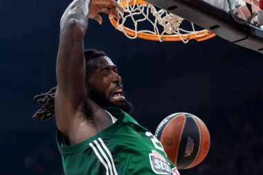 OGLASIO SE OLIMPIJAKOSOV PRVOTIMAC! Ovo je rekao Lesoru nakon povrede! (FOTO)