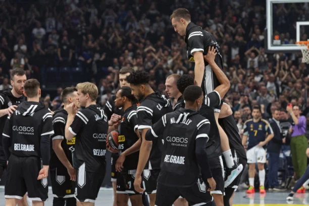 PARTIZAN ŠOKIRA ODLUKOM: Crno-beli presekli u vezi sa borbom za trofej