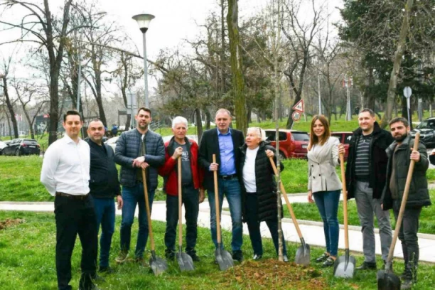 NOVI PLATANI ZA ZELENIJI SAVSKI VENAC: Sadnjom drveća na zelenim površinama u naselju Stjepan Filipović obeležen je Svetski dan šuma