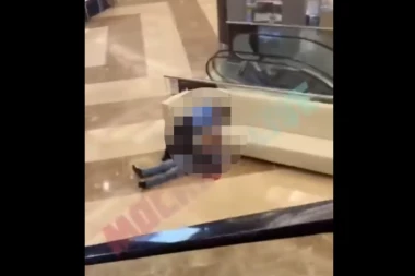 UZNEMIRUJUĆI SNIMAK IZ MOSKVE! Leševi na sve strane, ljudi beže po DVORANI (VIDEO)