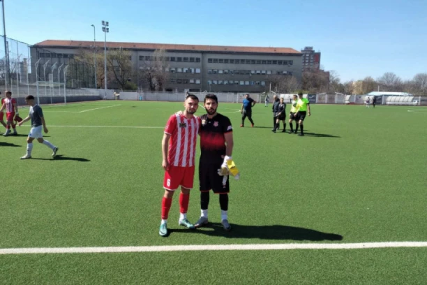 KAPITEN MARKOVIĆ JUNAK CRVENO-BELIH: Minimalac dovoljan za tri boda - gosti su remi "promašili" sa penala u nadoknadi vremena! (VIDEO)