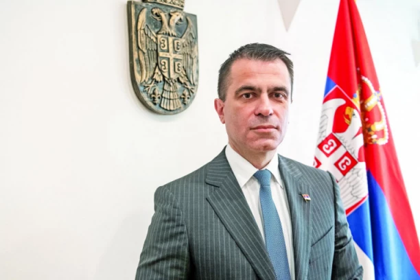 PRAZNIK POBEDE ŽIVOTA I DOBRA NAD SMRĆU I ZLOM! Đorđe Milićević poslao jaku poruku svim vernicima i čestitao Vaskrs! (FOTO)