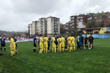 SLAVILI U DERBIJU I PREUZELI LIDERSKU POZICIJU: Aranđelovac je bio u epicentru fudbalskih zbivanja - B 2000 cilja šampionski pehar!