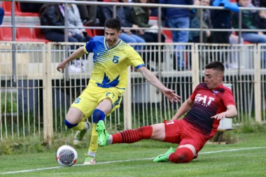 GOSTI SE GOSTILI NA DERBIJU: Crnoj seriji, došao je kraj - "kanarinci" u brišućem letu odneli bodove sa Satelita! (FOTO GALERIJA)