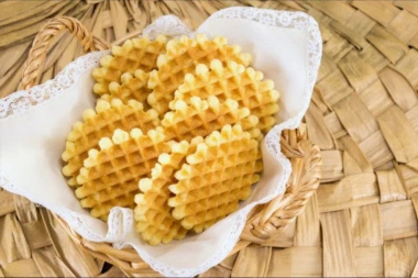 DOMAĆE SLANE POSNE GALETE: Hrskav bakin kolač neprevaziđenog ukusa, gotov za tili čas!