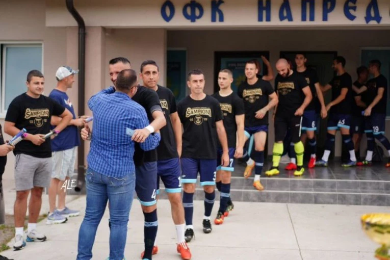 POTPUNA PROMENA VIZUELNOG IDENTITETA: Modernizacija je u toku - proslava titule uz novi grb na grudima! (FOTO, ANKETA)