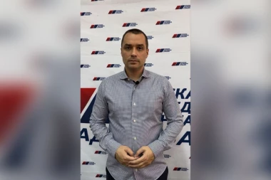 OŠTRO OSUĐUJEM ŠIRENJE MRŽENJE NA DRUŠTVENIM MREŽAMA! Oglasio se Luka Petrović nakon jezivih pretnji predsedniku Vučiću!