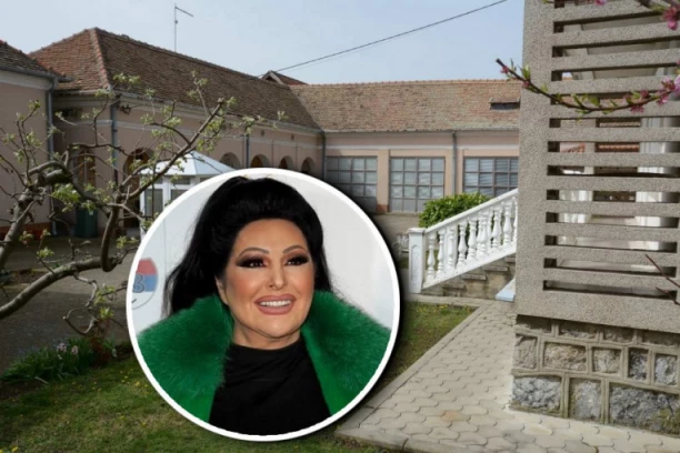 KOMŠIJE RAZVEZALE JEZIK! RODITELJI DRAGANE MIRKOVIĆ SE OVAKO PONAŠAJU! Selo šokirano zbog njenog razvoda sa Tonijem! (FOTO)