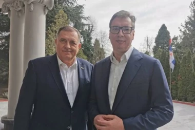 SITUACIJA ZA SRPSKI NAROD TEŠKA I SLOŽENA: Predsednik Vučić razgovarao sa Dodikom!