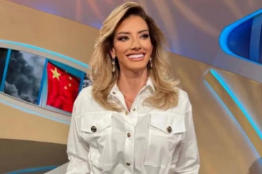 JOVANA JOKSIMOVIĆ KAKVU DO SAD NISMO VIDELI: Nova frizura učinila ju je bar 10 godina mlađom! (FOTO+VIDEO)