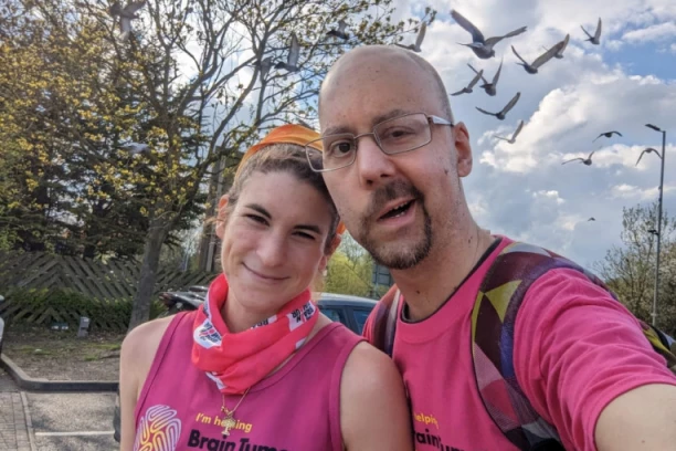 DANIJELA JE OSTAVILA DEČKA KADA JE SAZNALA DA IMA RAK: Ljudi su je "RAZAPELI" po mrežama, ona se OVAKO pravda!