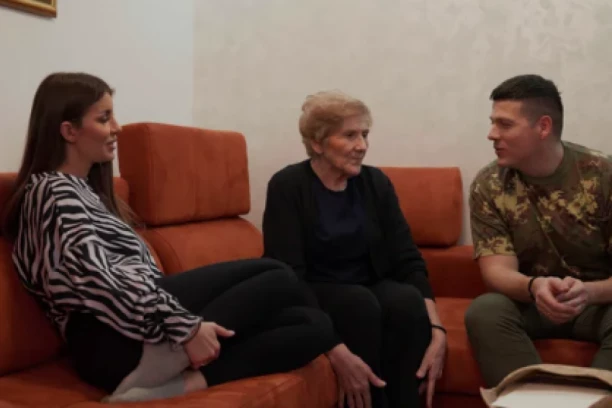 OVO JE PRAVO LICE PORODICE RADANOVIĆ! Otkriveno kako je Slobina majka reagovala kad joj je saopšteno da Jelena IMA DECU IZ PRVOG BRAKA!