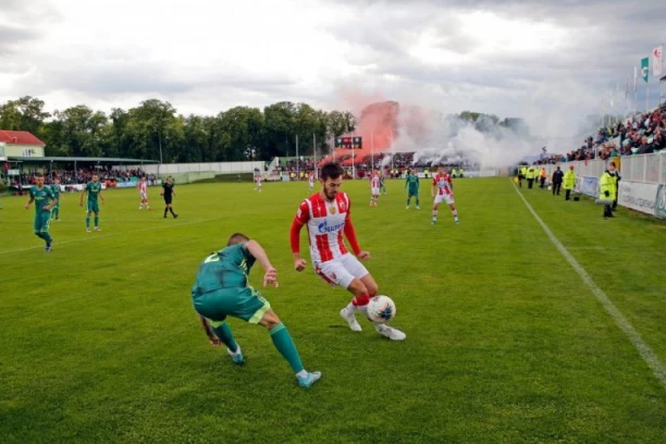 NASTAVLJA SE SA POBOLJŠANJEM INFRASTRUKTURNIH USLOVA: Navijači su oduševljeni - novina koja će omogućiti lakše praćenje mečeva na stadionu! (FOTO)