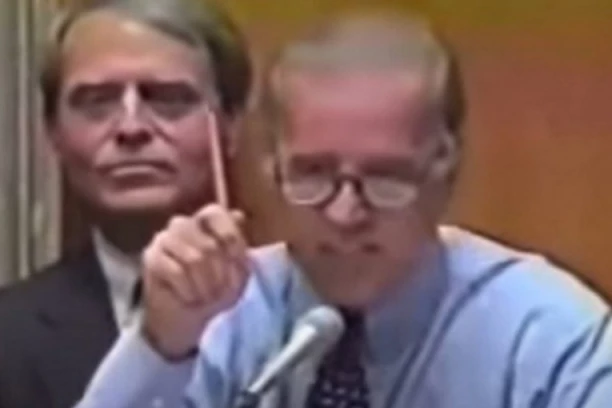 "PREDLAGAO SAM DA BOMBARDUJEMO BEOGRAD"! Ovo su nekada bile Bajdenove reči, Poljanski poručio: Ne nadajte se da ćete da IZBEGNETE odgovornost! (VIDEO)